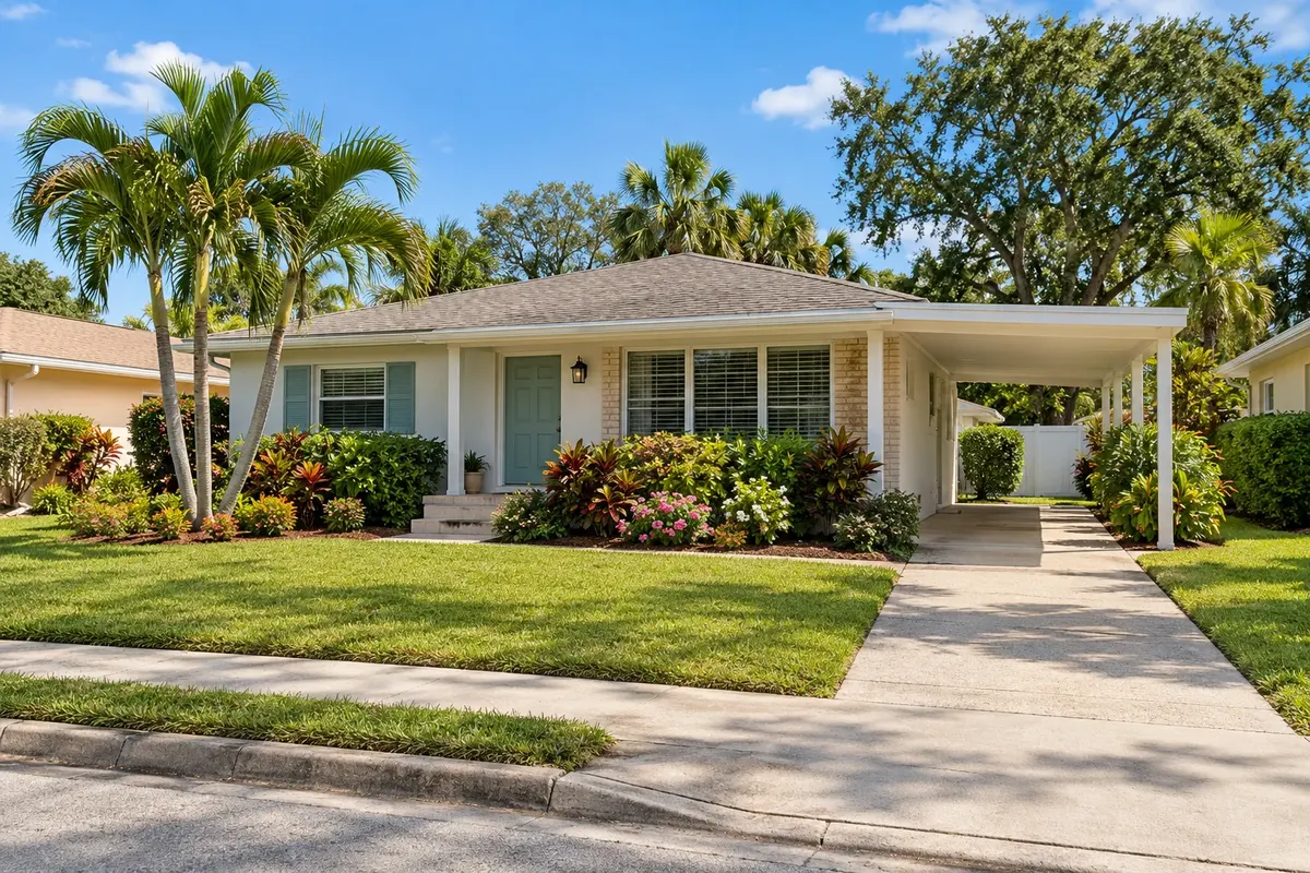 Illustration: Homes in Sarasota